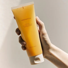AROMATICA Glow Vita Oil-in-Gel Cleanser – Orange & Neroli (150ml)